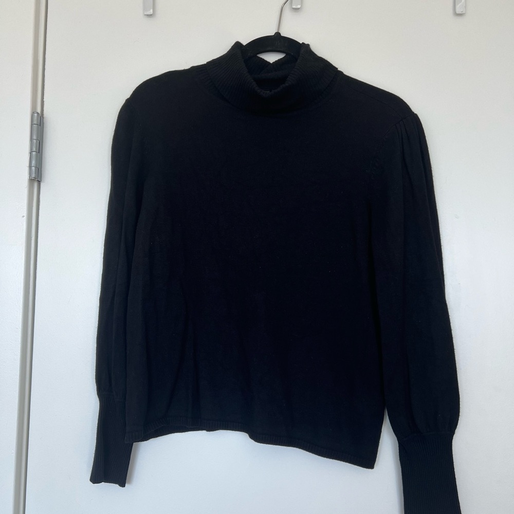 Versona Women’s Black Turtleneck Sweater M